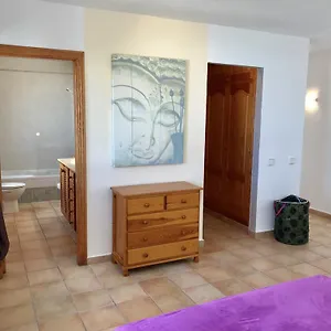  Pensión Cap Martinet 35